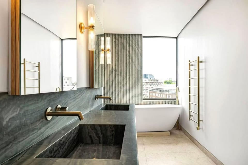 Bathroom, Bath