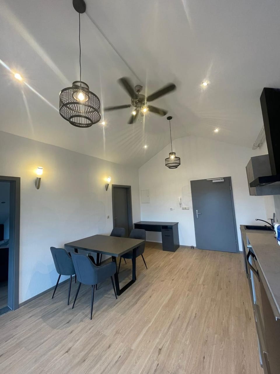 Dachgeschosswohnung mit Ausblick Apartment in Kempten