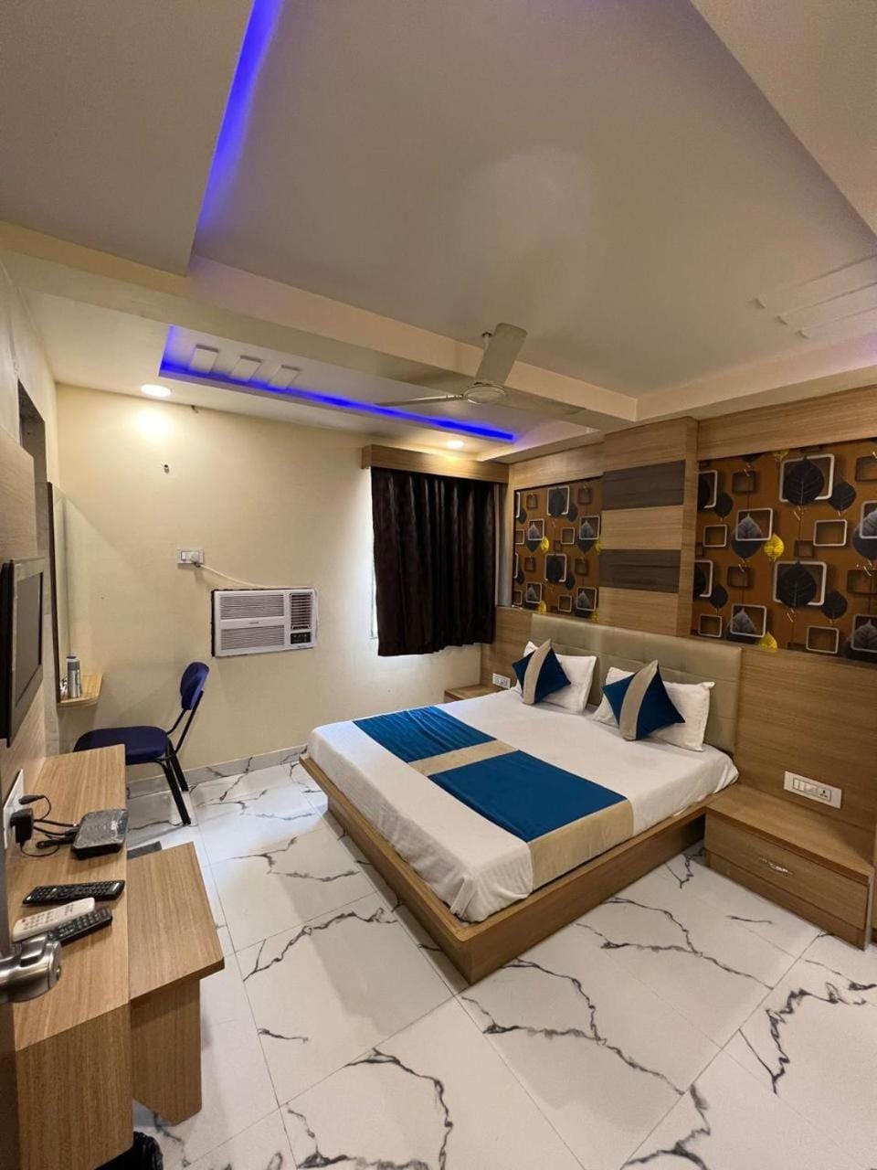 Hotel New Pathik Hotel in Ahmedabad