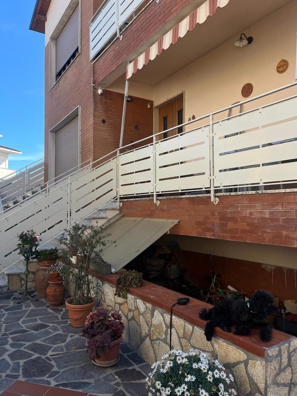 Property building, Balcony/Terrace