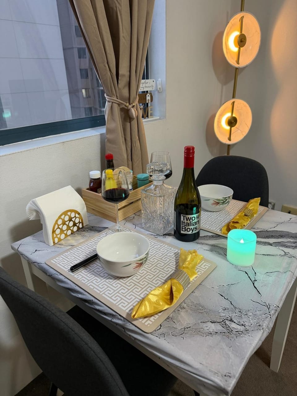 Where comfort meets radiance with pool, spa & gym, self checkin Apartment in Surry Hills