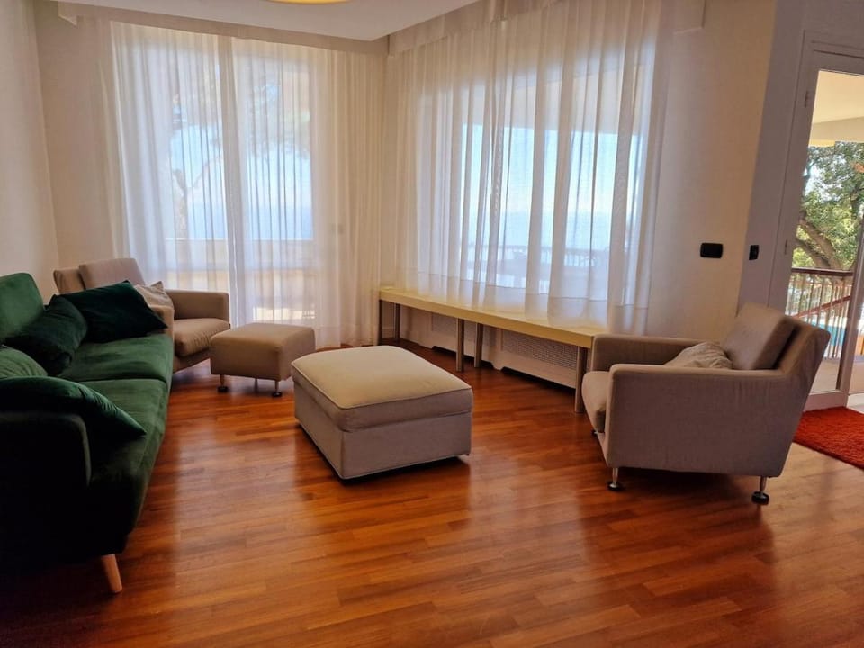 Villa Béatrice Apartment in Genoa