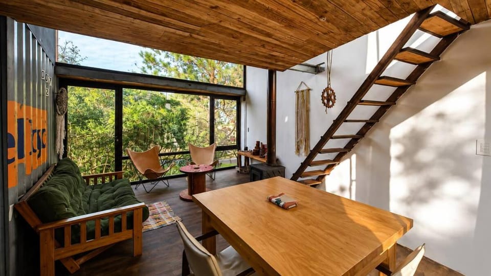 View (from property/room), Balcony/Terrace, Living room, Seating area, Dining area