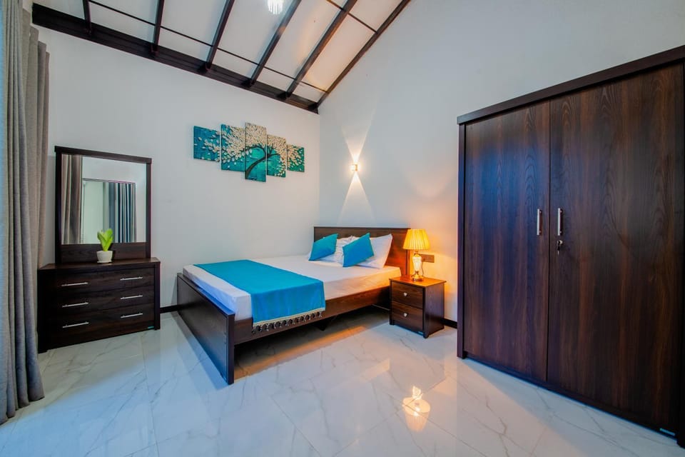 Bed, Photo of the whole room, Bedroom, wardrobe