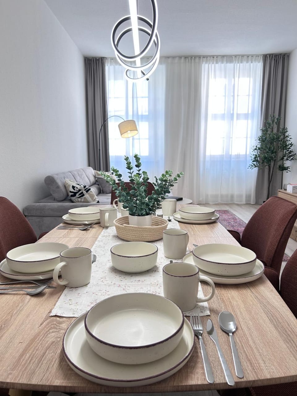 Living room, Seating area, Dining area