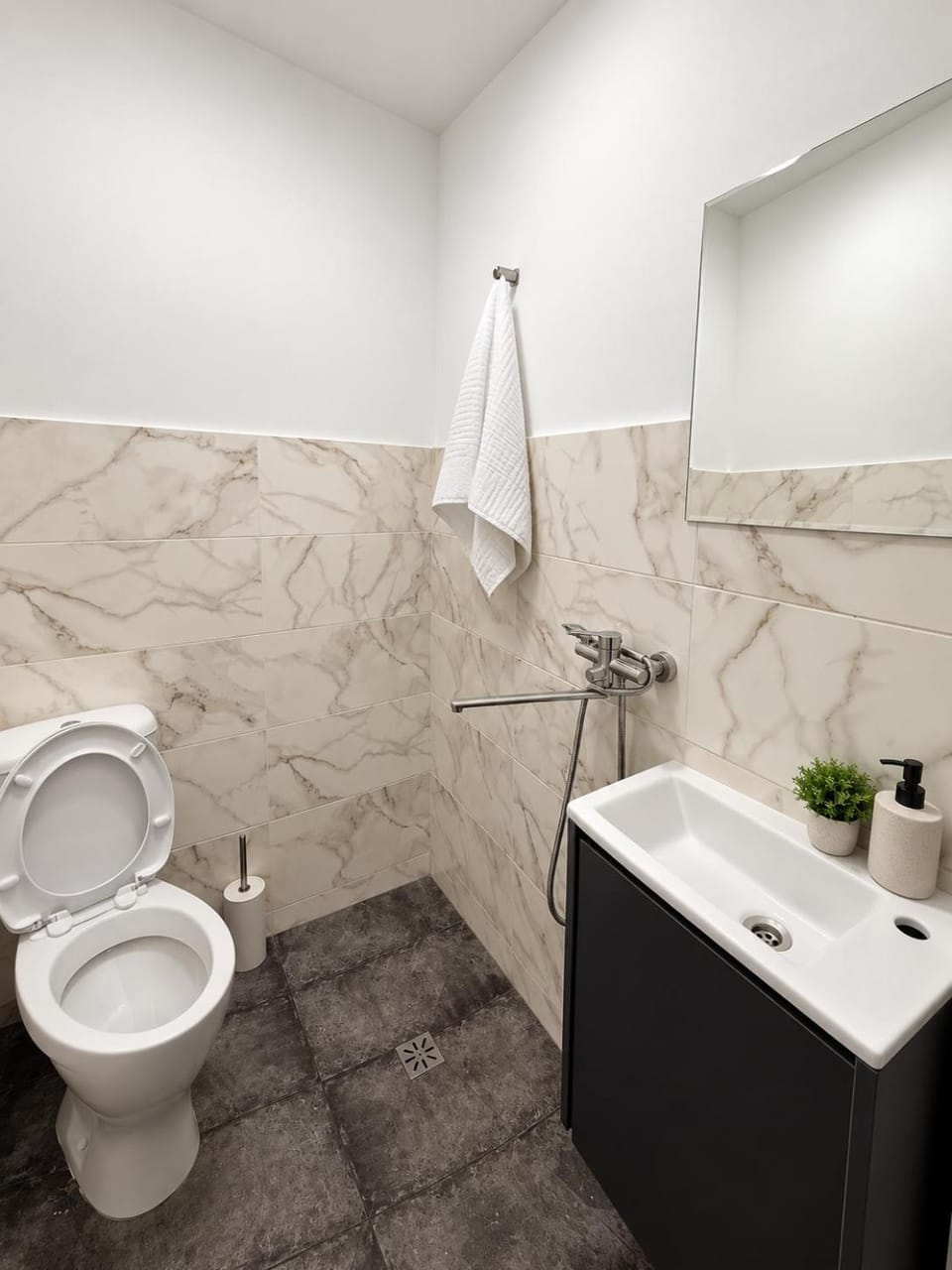 Sunrise Comfort Hostel Apartment in Moldova