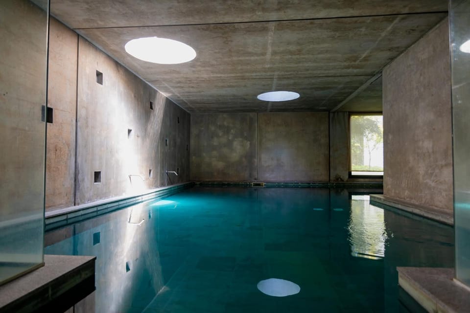 Swimming pool, Swimming pool