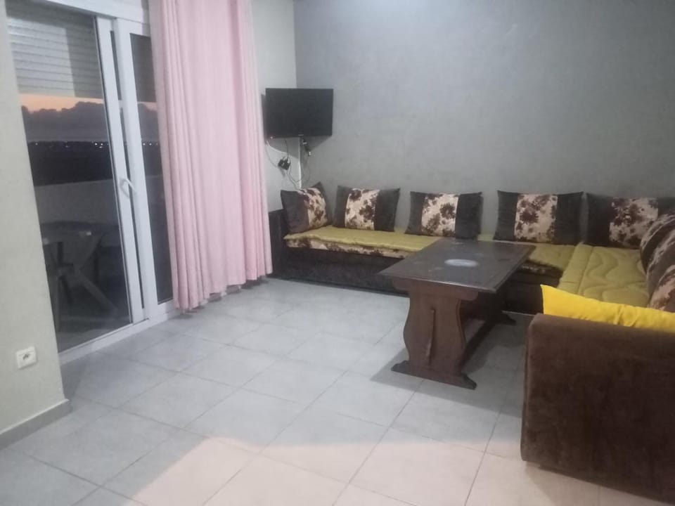Superb apartment with pool Apartment in Bouznika