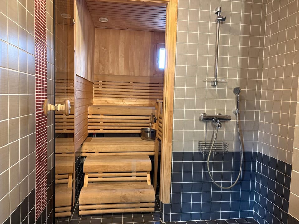 Quiet apartment, sauna, Wi-Fi and car charging Apartment in Lapland