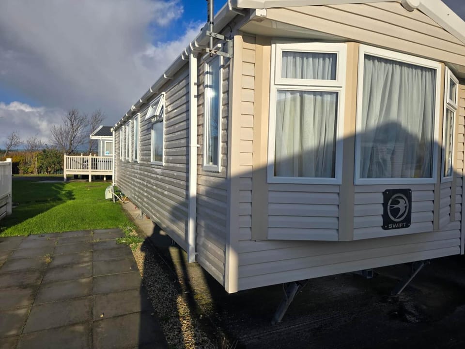 Towyn Oakfield H128 House in Towyn