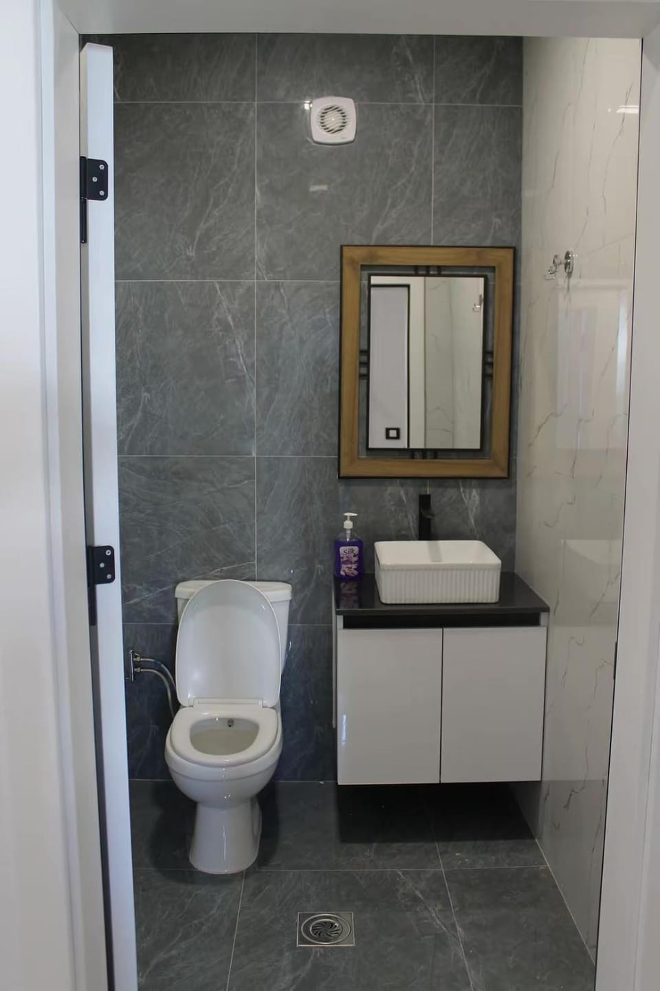 Eltech Kosova Apartment in Europe
