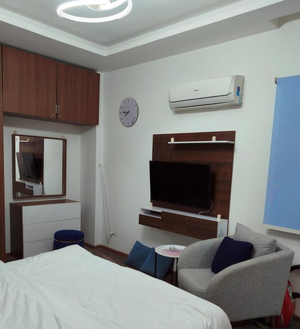 Diplomat's Residence Executive Near AUC and Mivida Apartment in New Cairo City