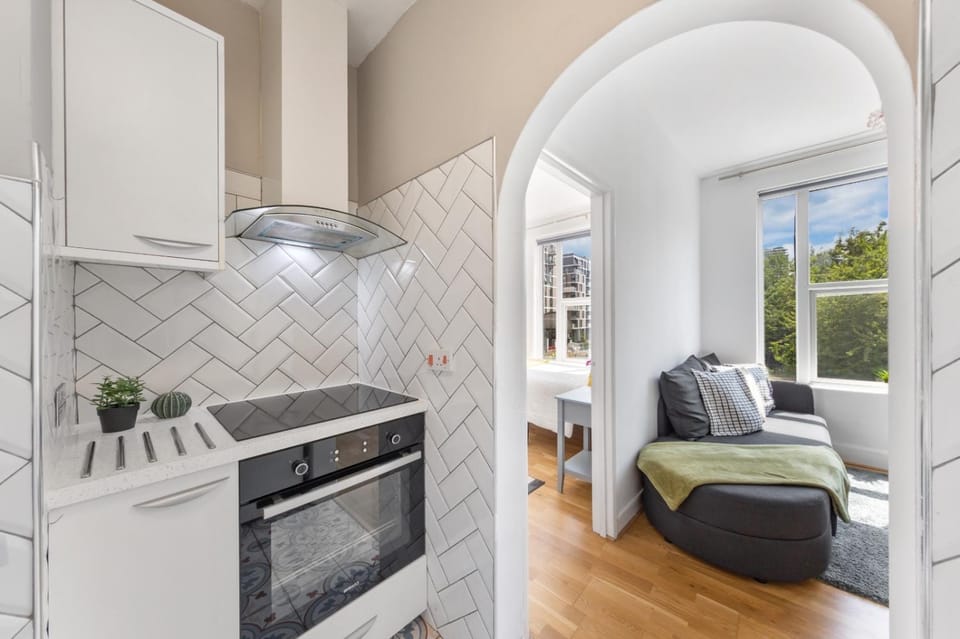 Contractor Friendly 2Bedroom 5sleep Apartment free Wi-Fi Canary Wharf Long Stays Apartment in London
