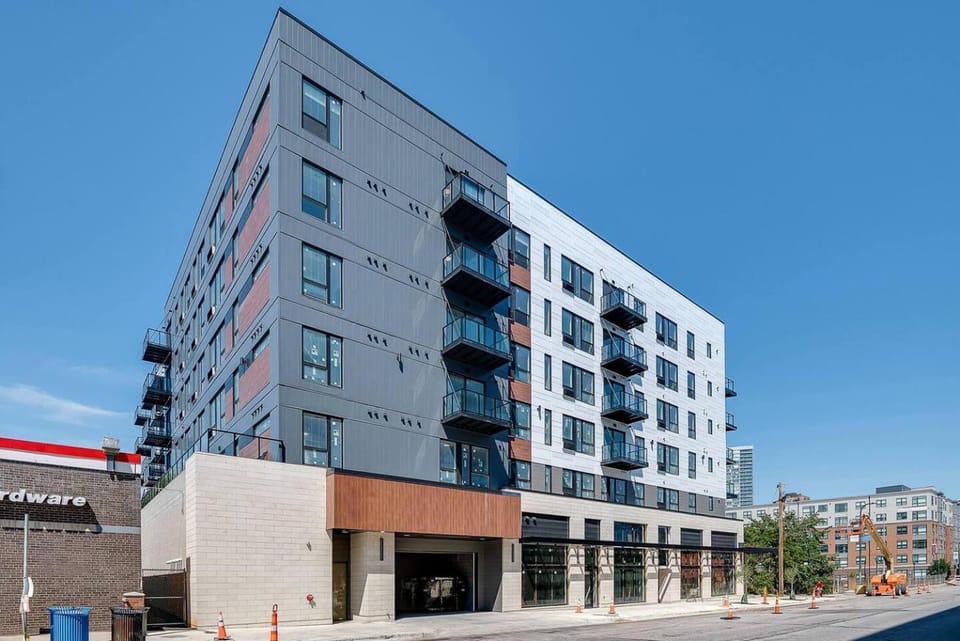 1Bd Condo in Downtown Minneapolis House in Loring Park
