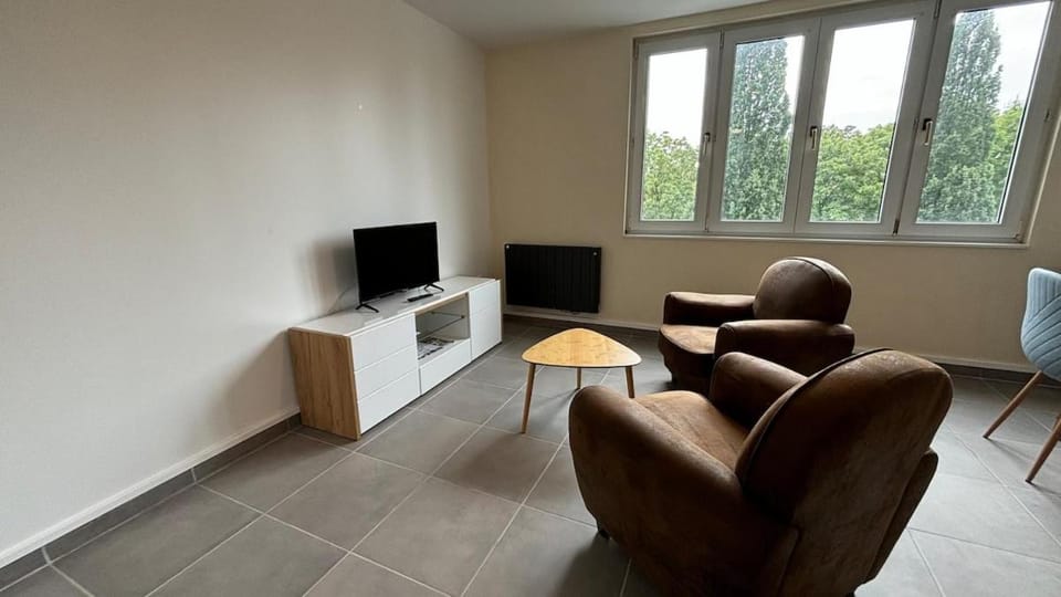 Le Rietz 5 - T2 calme et lumineux proche gare Apartment in Arras
