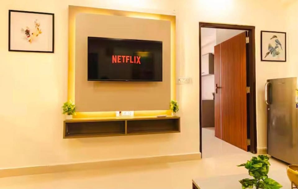 Homely Stays , Near Jaipur Airport And Bombay Hospital Balcony Apartment in Jaipur