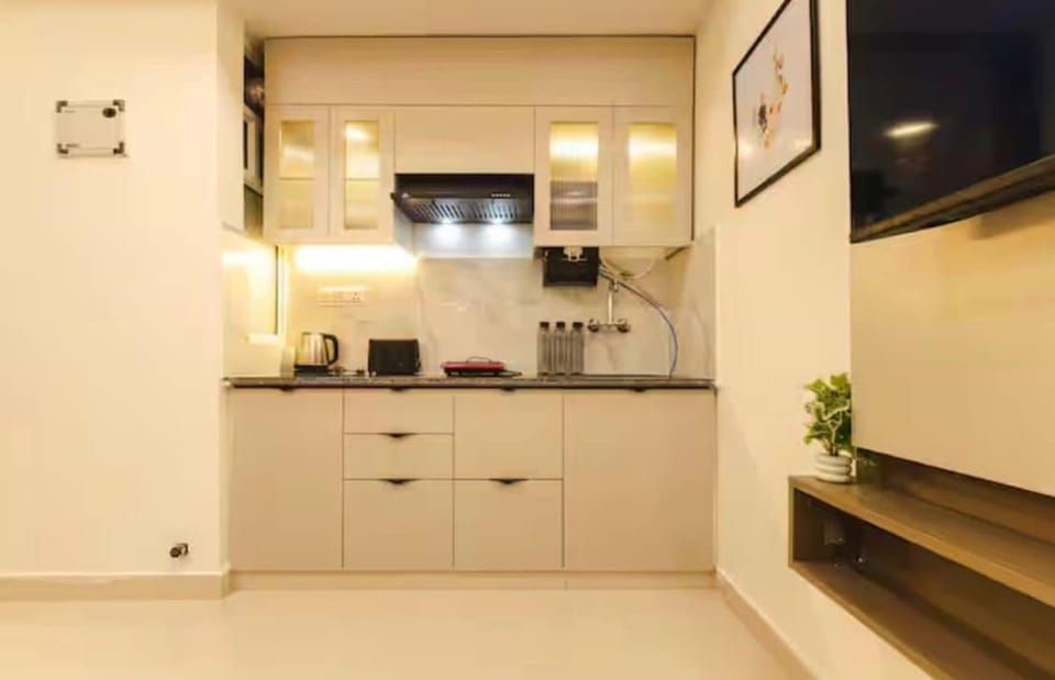 Homely Stays , Near Jaipur Airport And Bombay Hospital Balcony Apartment in Jaipur
