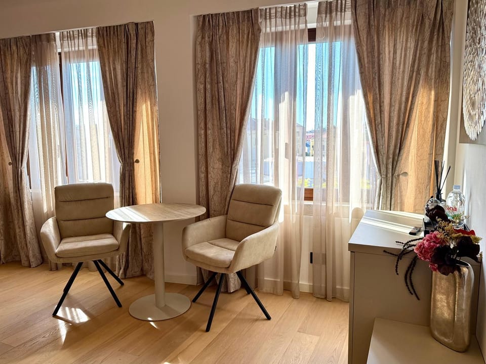 Seating area