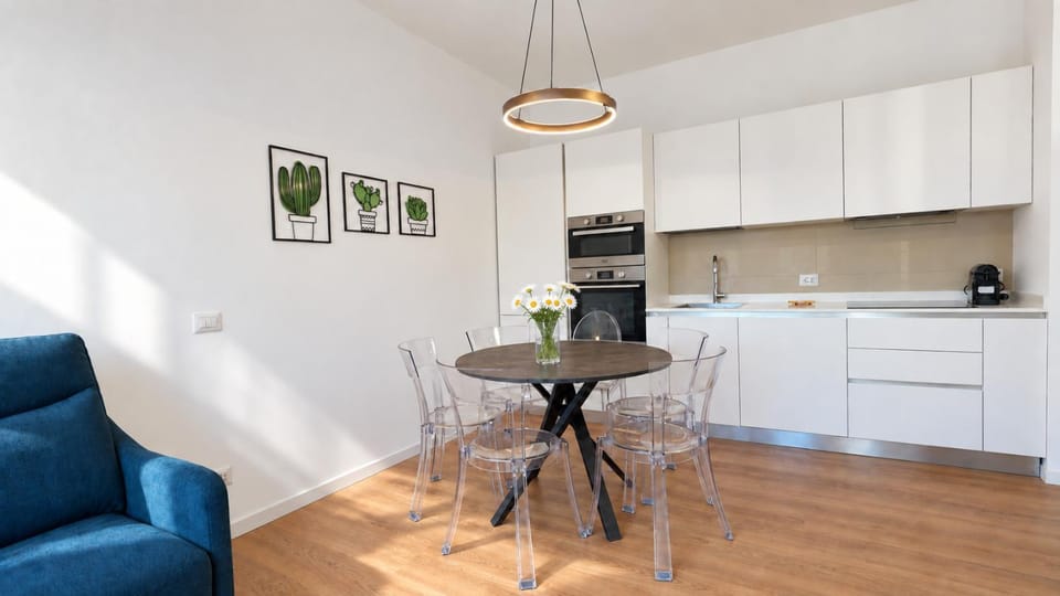 Kitchen or kitchenette, Living room, Seating area, Dining area, minibar, pet friendly, stove