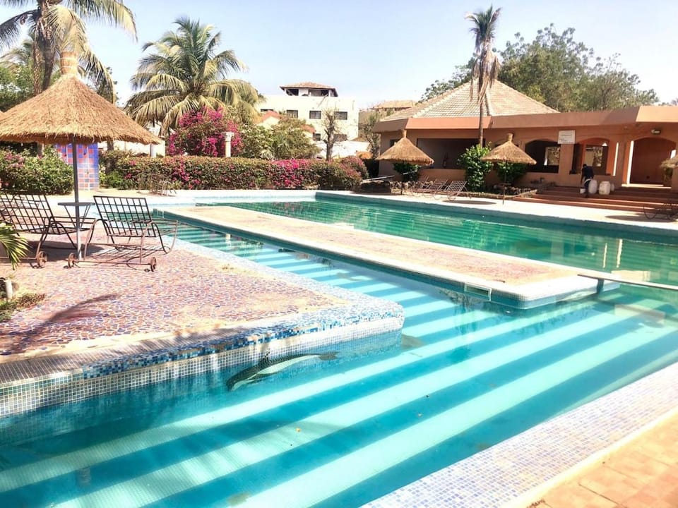 Fleurs Saly Studio Campground/ 
RV Resort in Saly