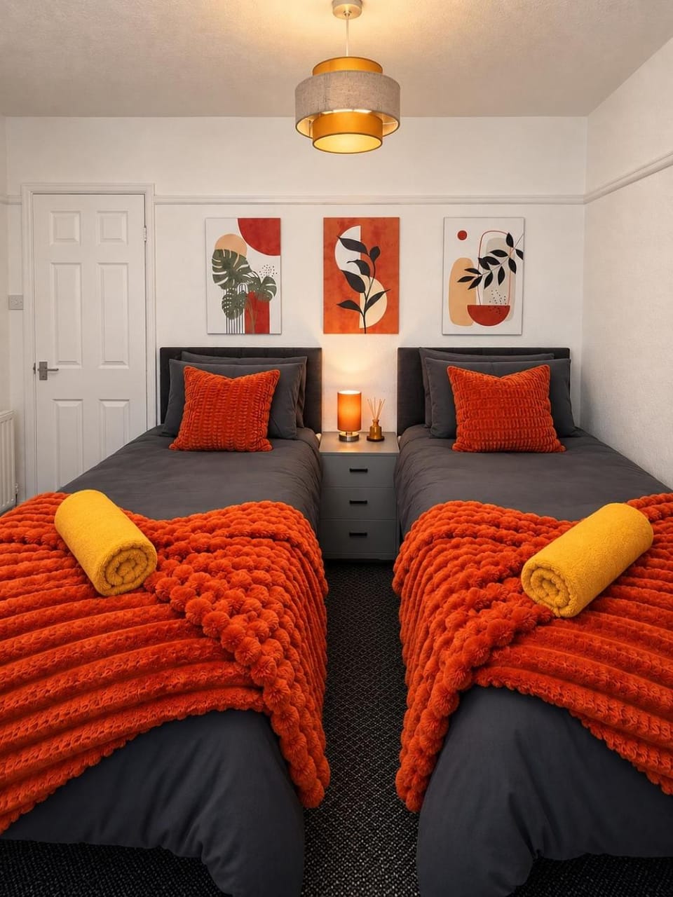 3Bed, Sleeps7, Street Parking, Perfect For Contractors, Tourists, Business, Travel, Groups, Long And Short Stays Available, Great Rates Available At Peachy Stays Apartment in Liverpool