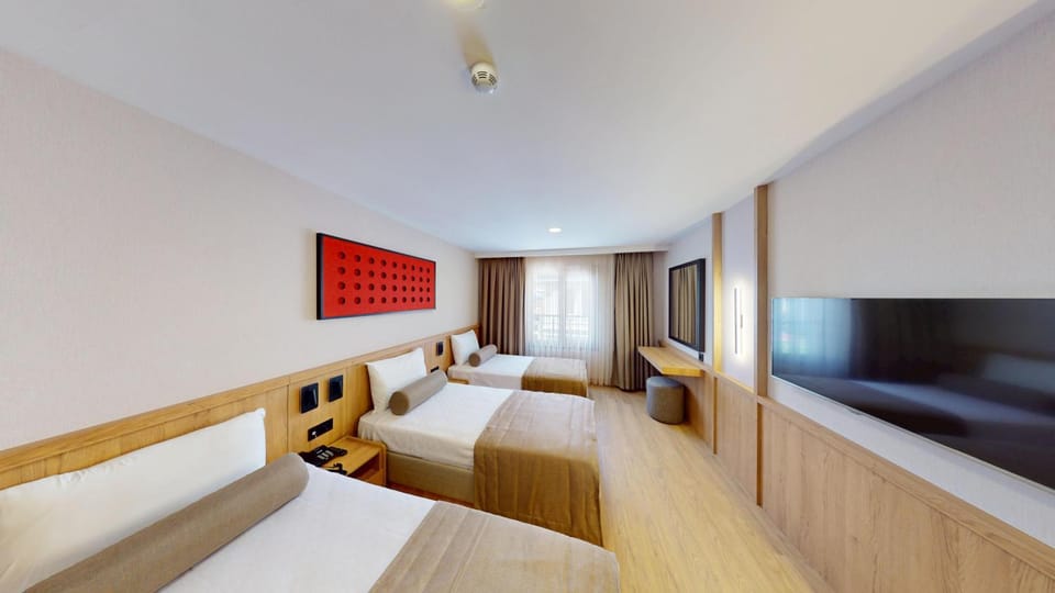 TV and multimedia, Photo of the whole room