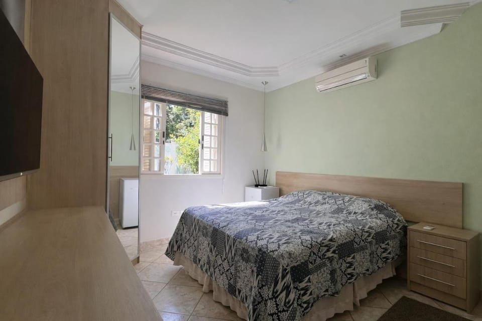 Quarto confortável em uma casa da vovó cheia de amor Vacation rental in Itupeva