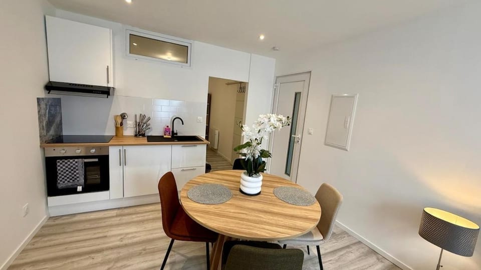 Le Cocon Appartement Plain pied avec Parking Apartment in Grand Est