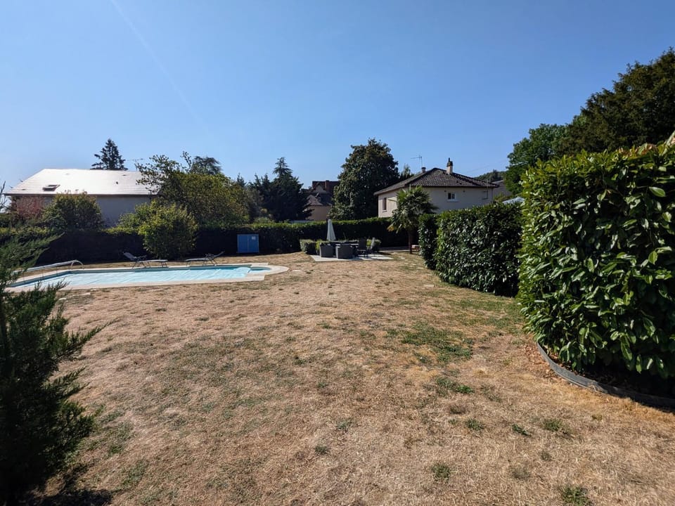 Studio de charme en Val de Creuse - FR-1-591-801 House in Centre-Val de Loire