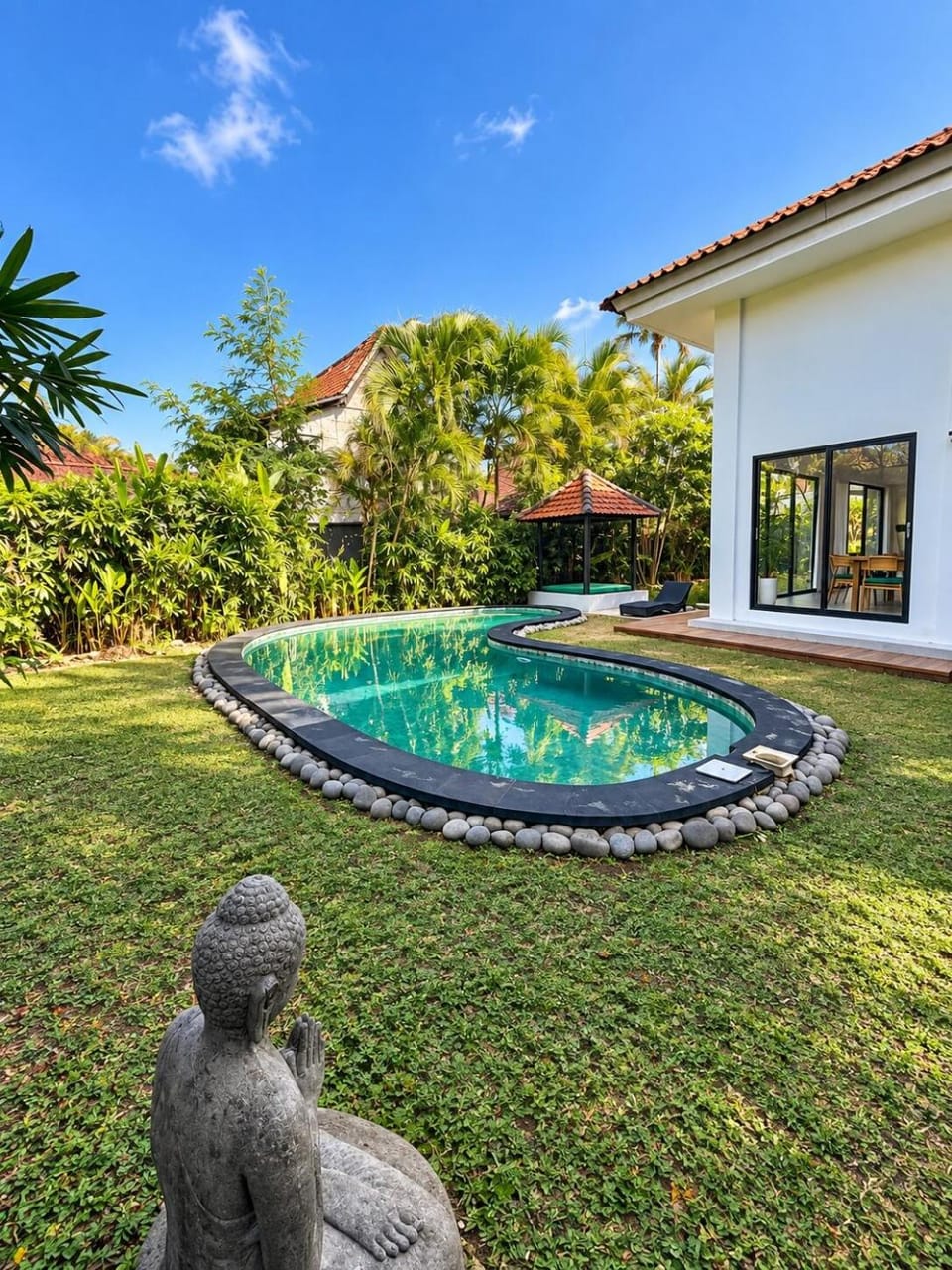 Brand New 2BR Pool Villa with Large Garden Villa in North Kuta