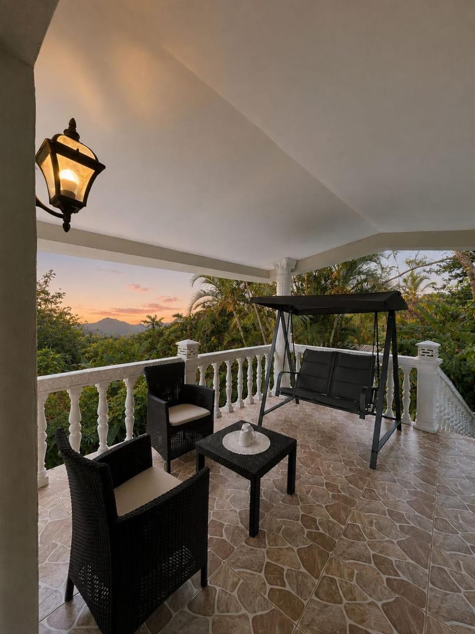 Balcony/Terrace, Mountain view