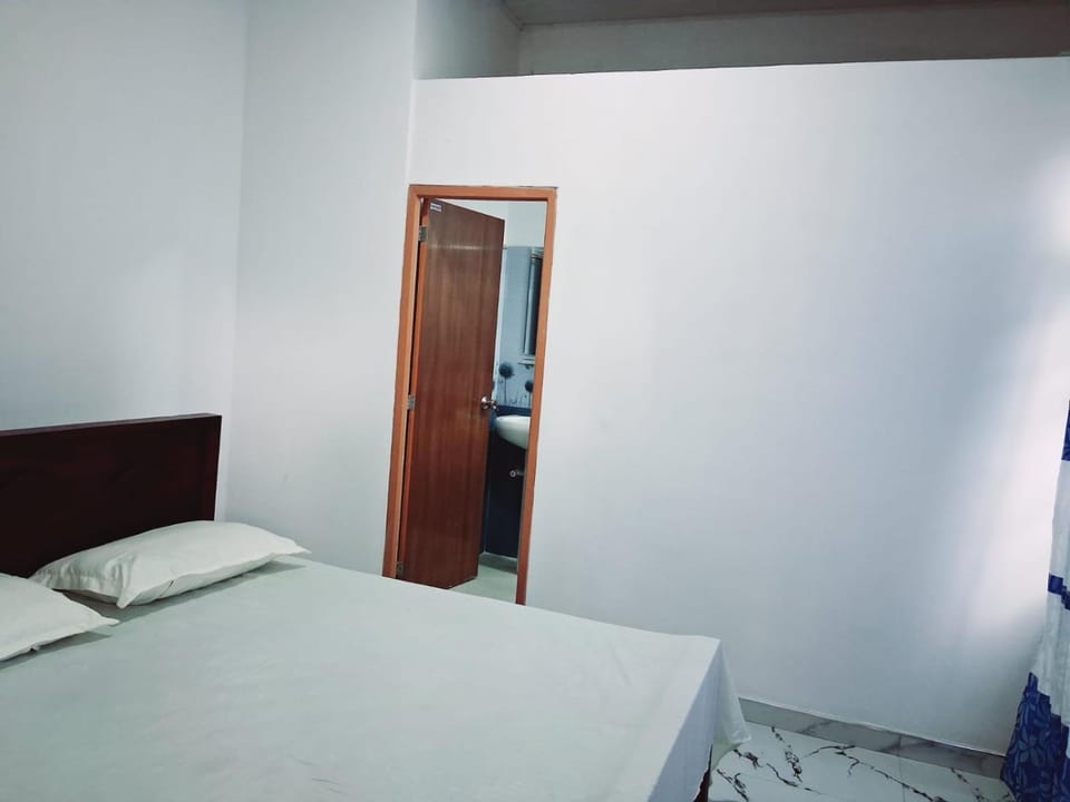BlueBell Guest House Bed and Breakfast in Sri Lanka