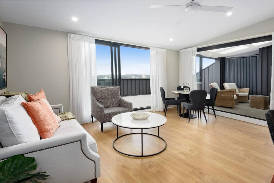 Balcony/Terrace, Living room