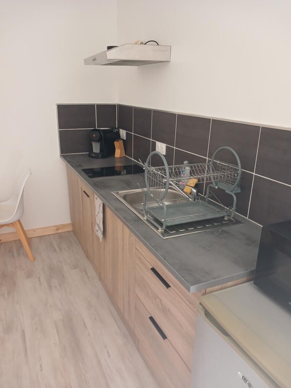 Kitchen or kitchenette, stove