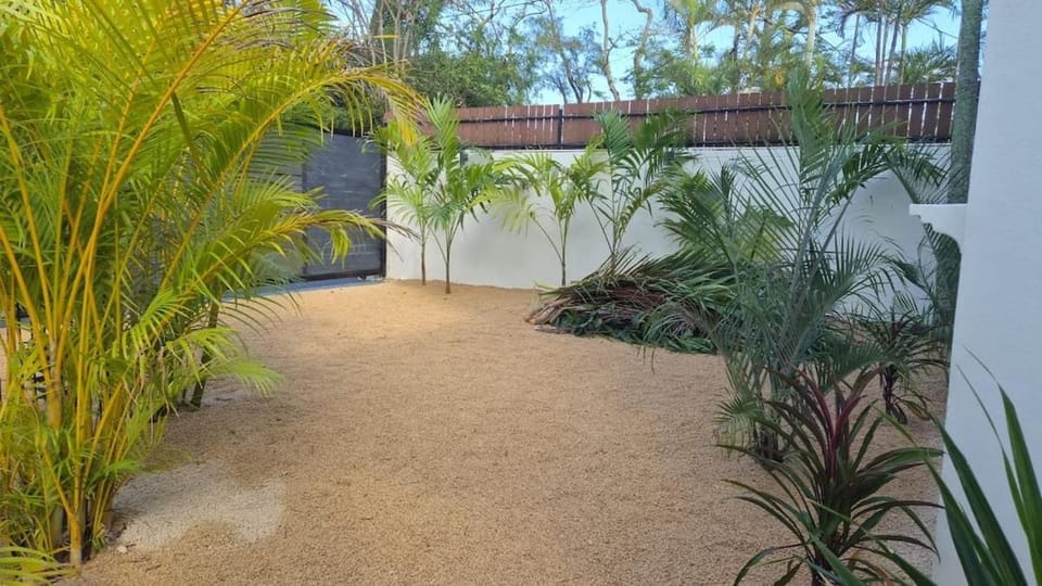 Ilao Apartment - 2 minutes from Mont Choisy Beach Apartment in Trou-aux-Biches