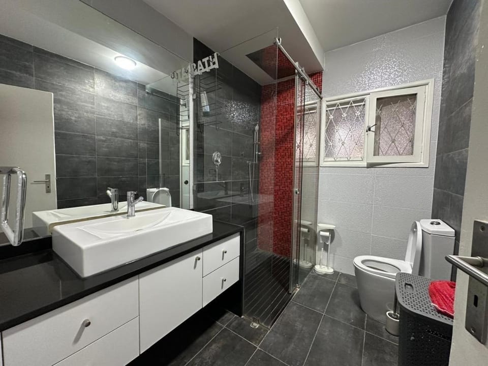 Apartamento T2 n bairro d polana Apartment in Africa