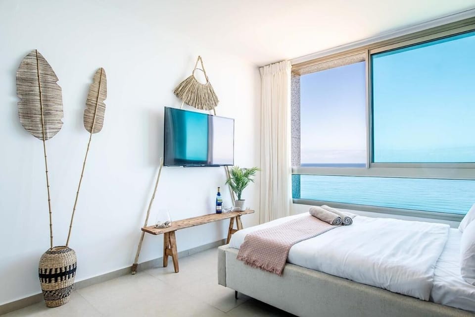 First line to the sea 1 Apartment in Netanya