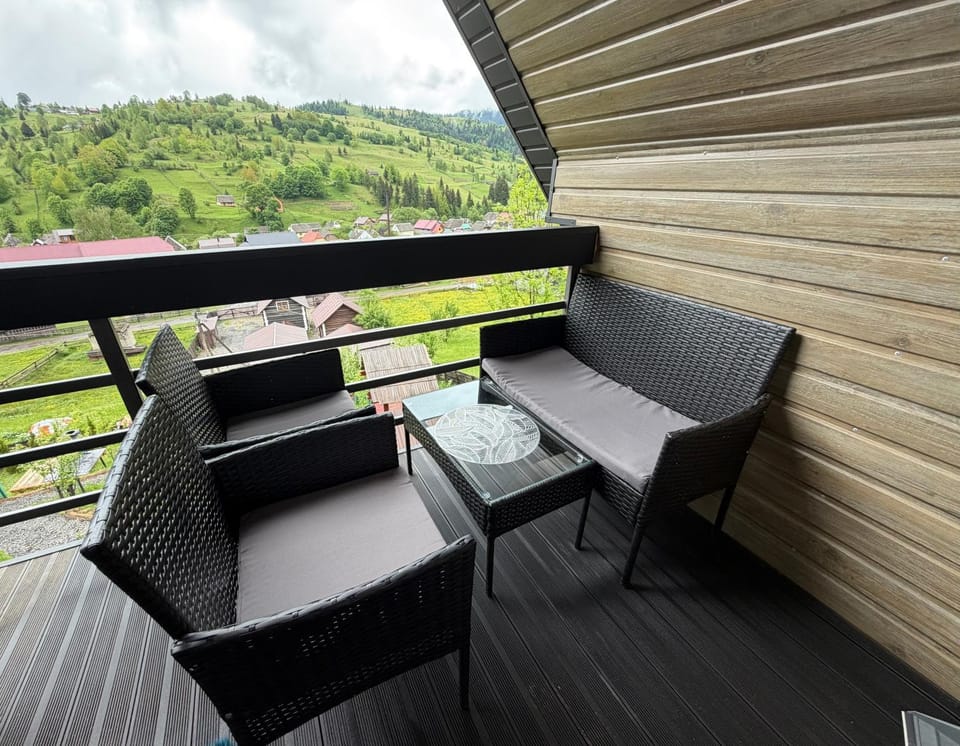 Day, Natural landscape, View (from property/room), Balcony/Terrace