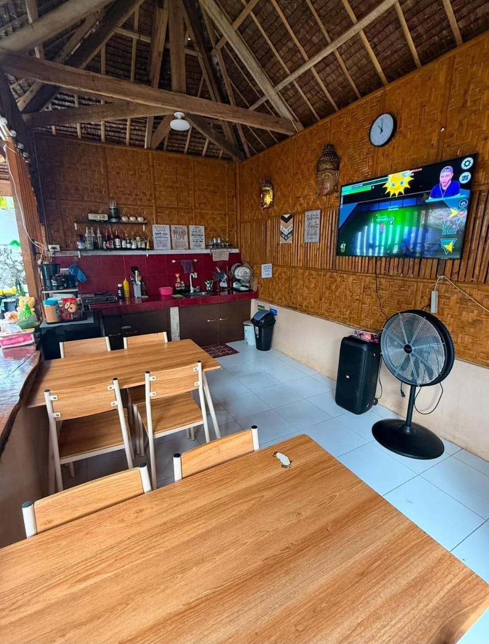 Ezekiel's Native Inn - Panglao Hostel in Calabarzon