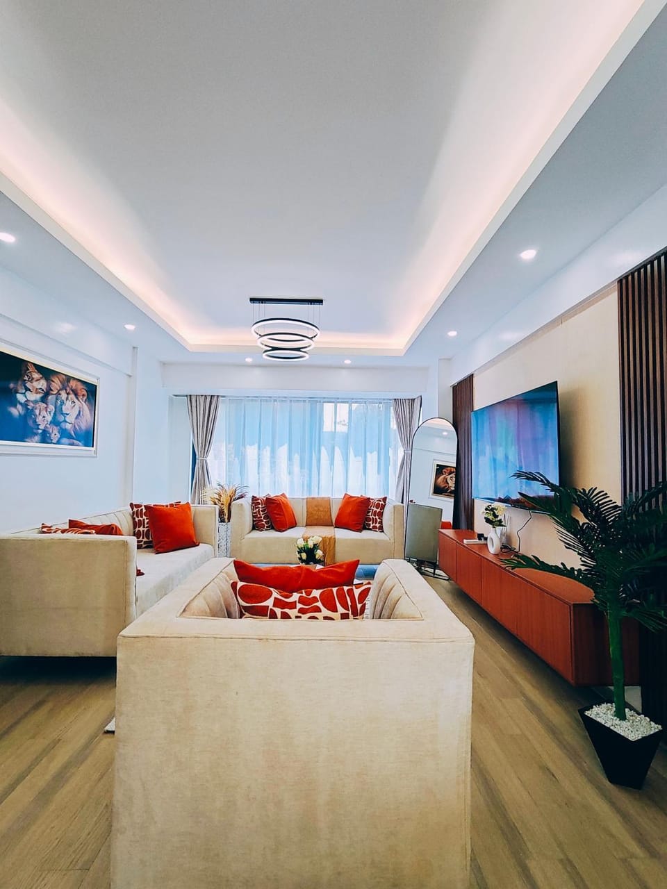 Spacious 2 bedroom with 4 beds and DSQ apartments in Westlands with a pool Apartment in Nairobi County