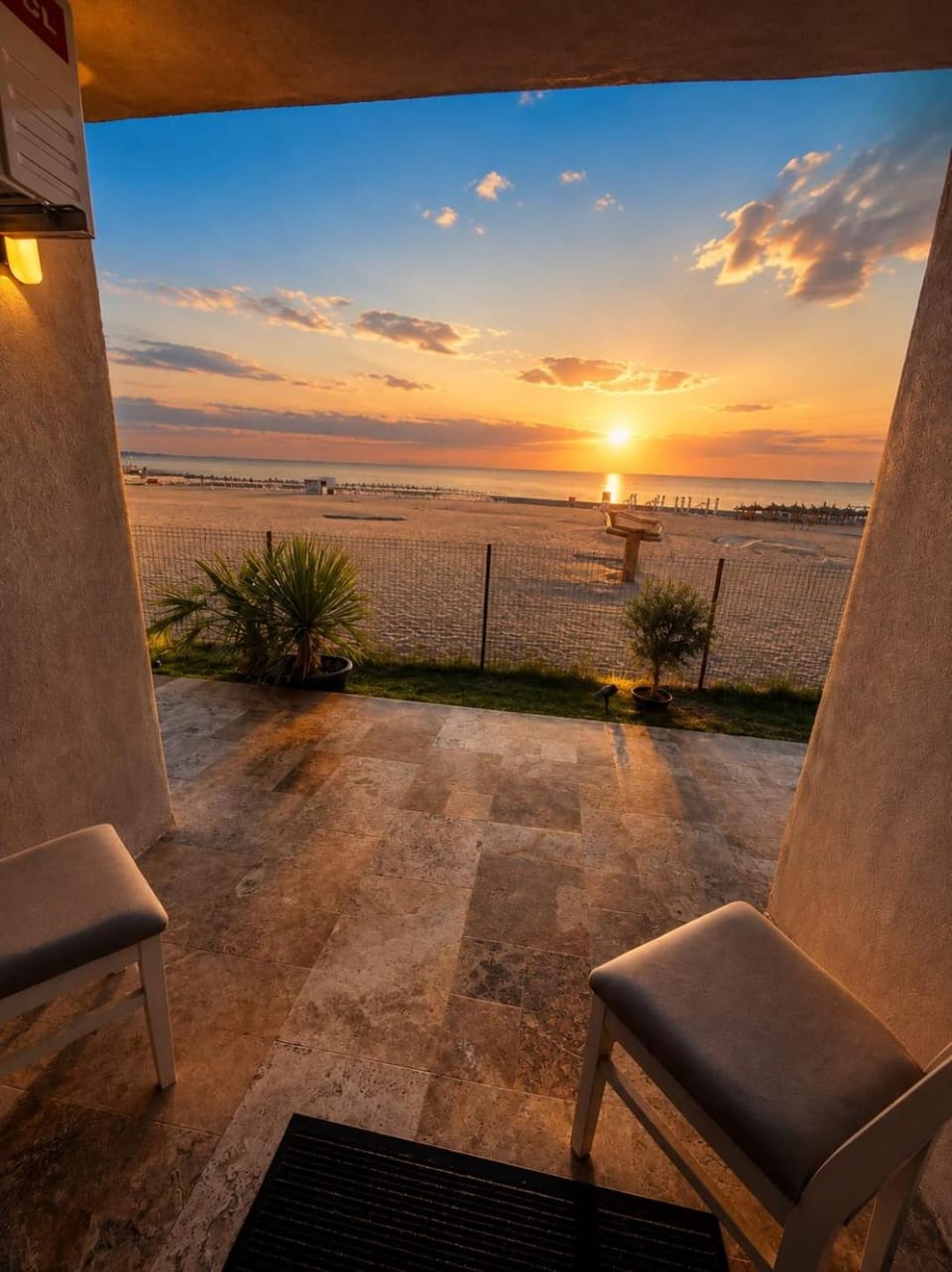 Day, View (from property/room), Balcony/Terrace, Seating area, Sea view, Sunrise