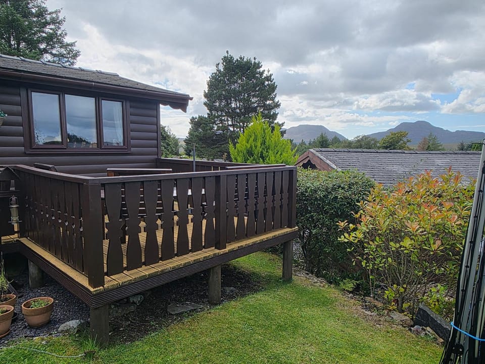 Snowdonia Cabin Escape - Rhinog View Cabin in Trawsfynydd