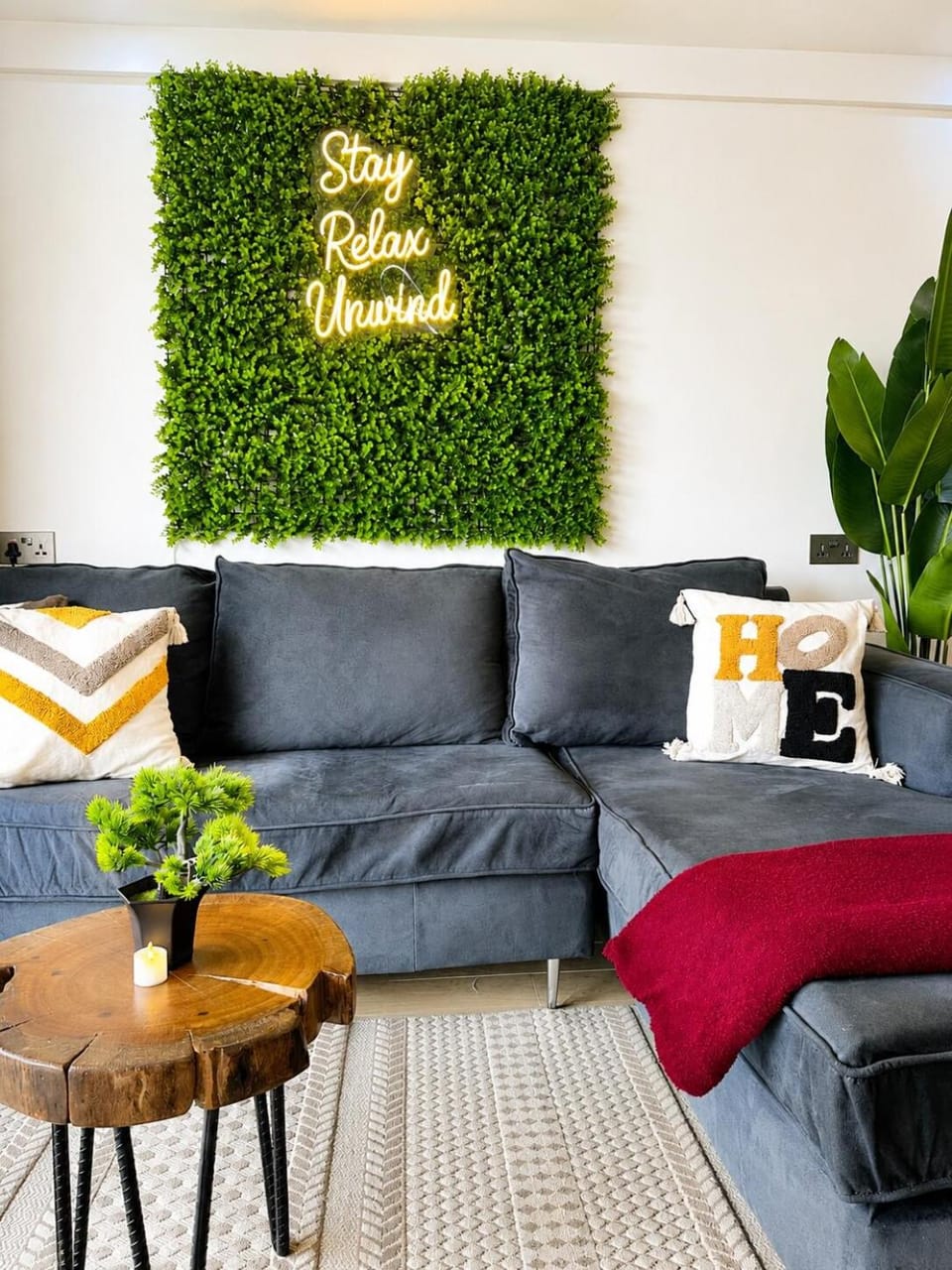 Living room, Seating area