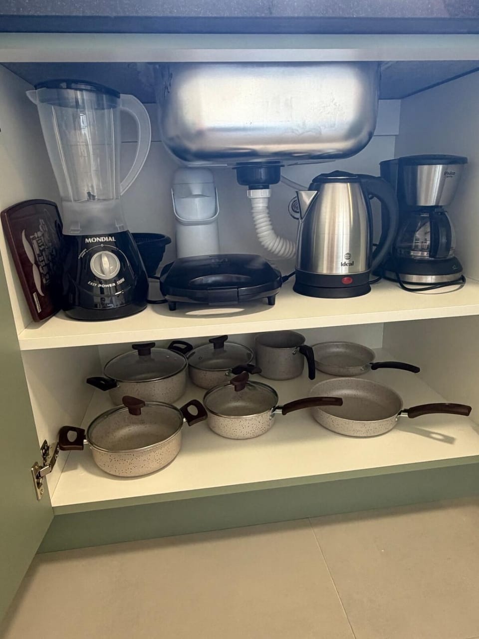 Coffee/tea facilities, Kitchen or kitchenette