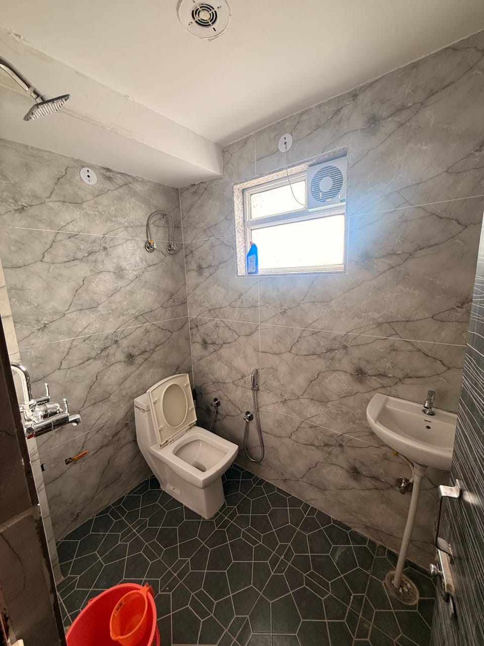 Shower, Toilet, Bathroom
