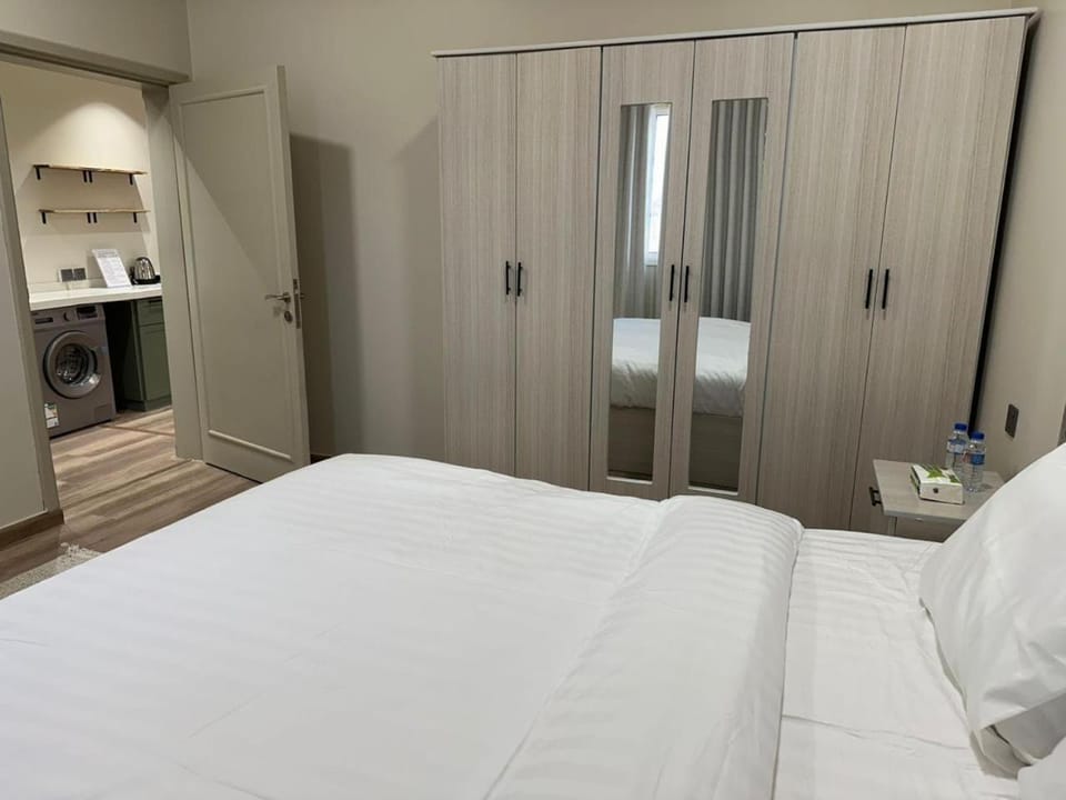 LINA Apartments 202 وحدات لينا السكنية Apartment in Al Madinah Province