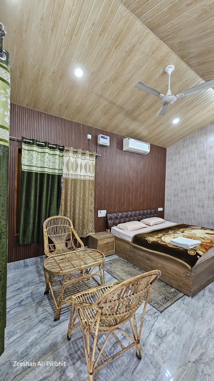 Bagh Homestay Vacation rental in Uttar Pradesh