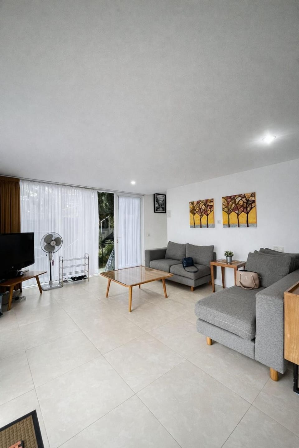 Communal lounge/ TV room, Living room