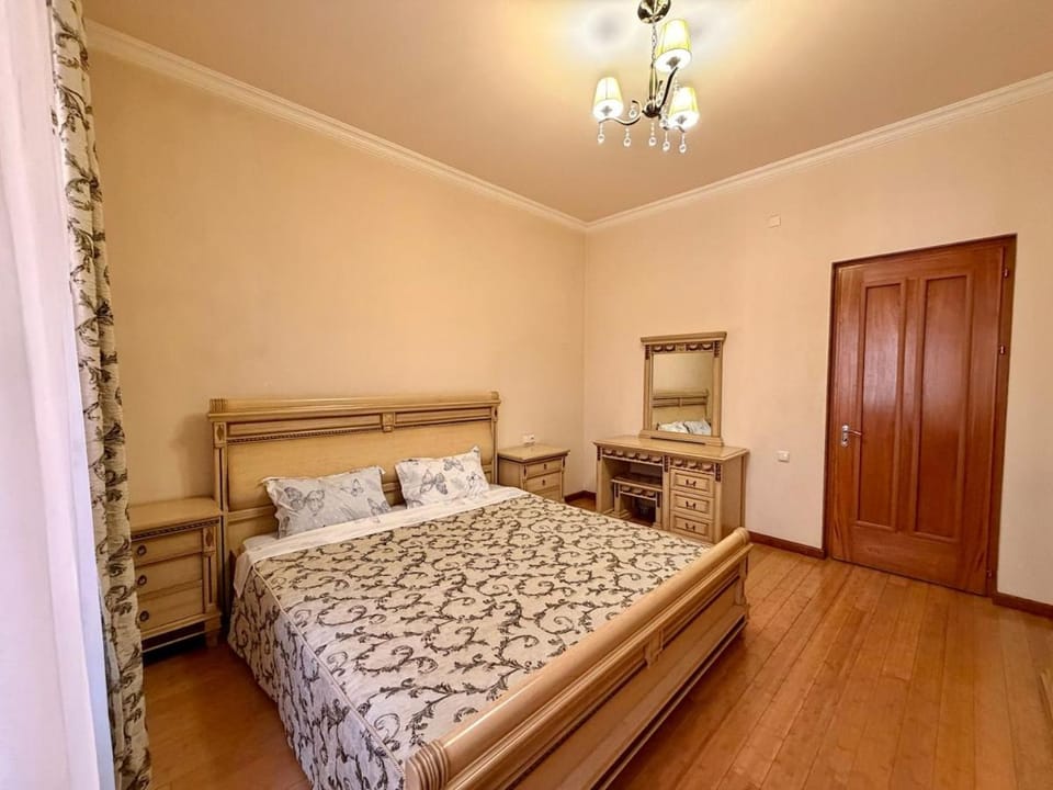 Republic Square Grand Residence 1 Apartment in Yerevan