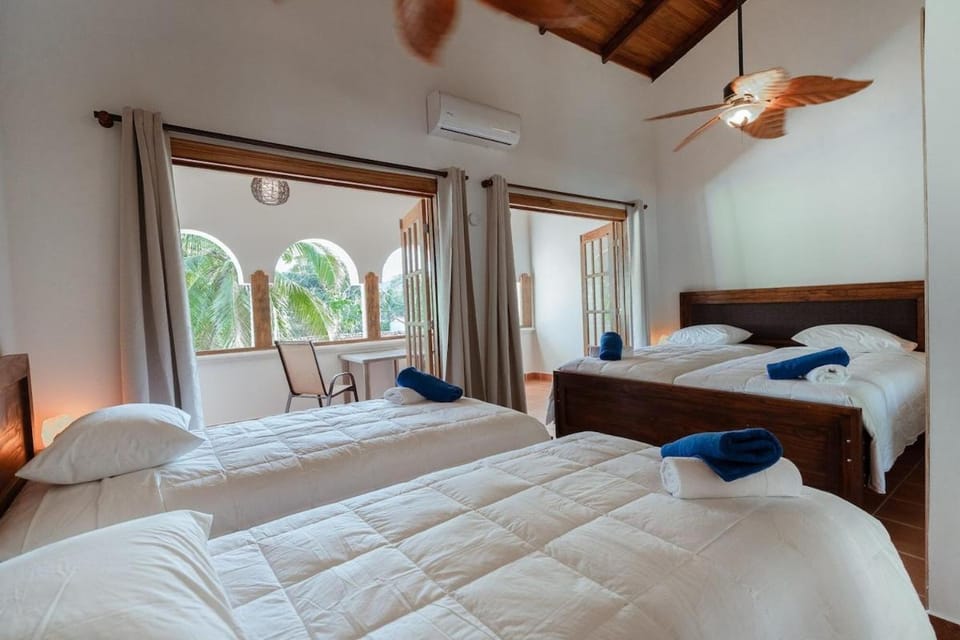 Very Private Hacienda 16p for GROUPS & MULTIFAMILY House in Jaco